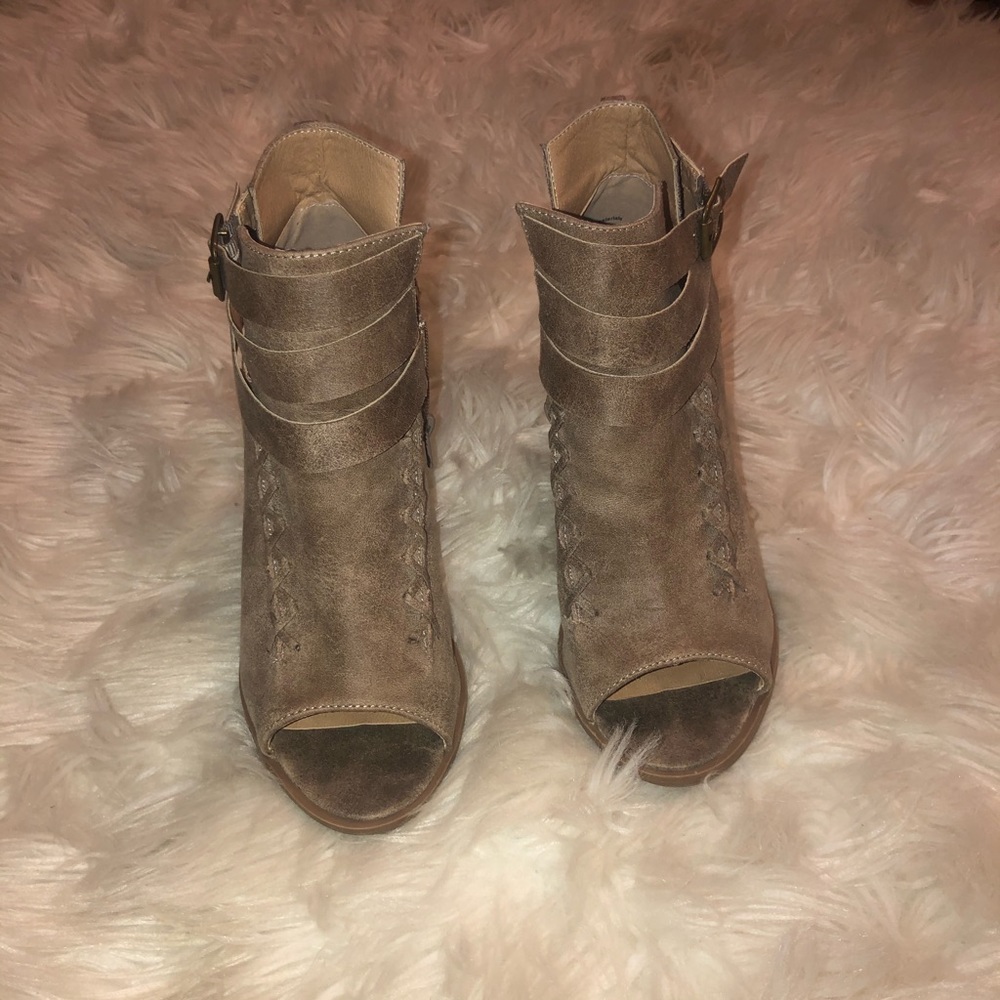 Brown Booties - Picture 2 of 6